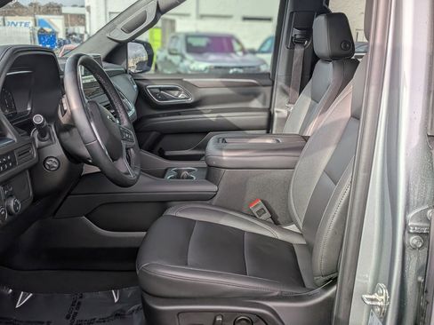 Certified 2024 Chevrolet Suburban Z71 w/ Luxury Package image 16