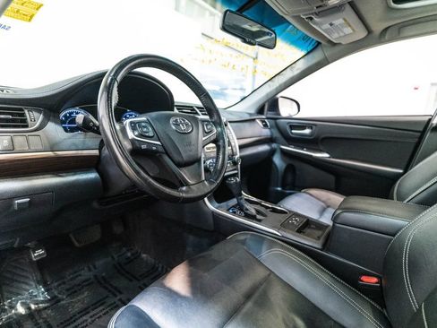 Used 2016 Toyota Camry XLE FWD image 4