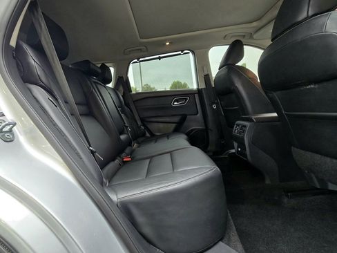 Used 2021 Nissan Rogue SL image 18