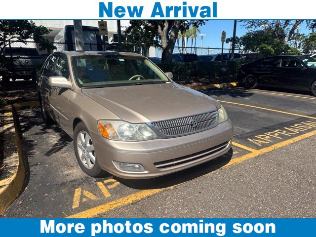 Used 2002 Toyota Avalon XL FWD image 1