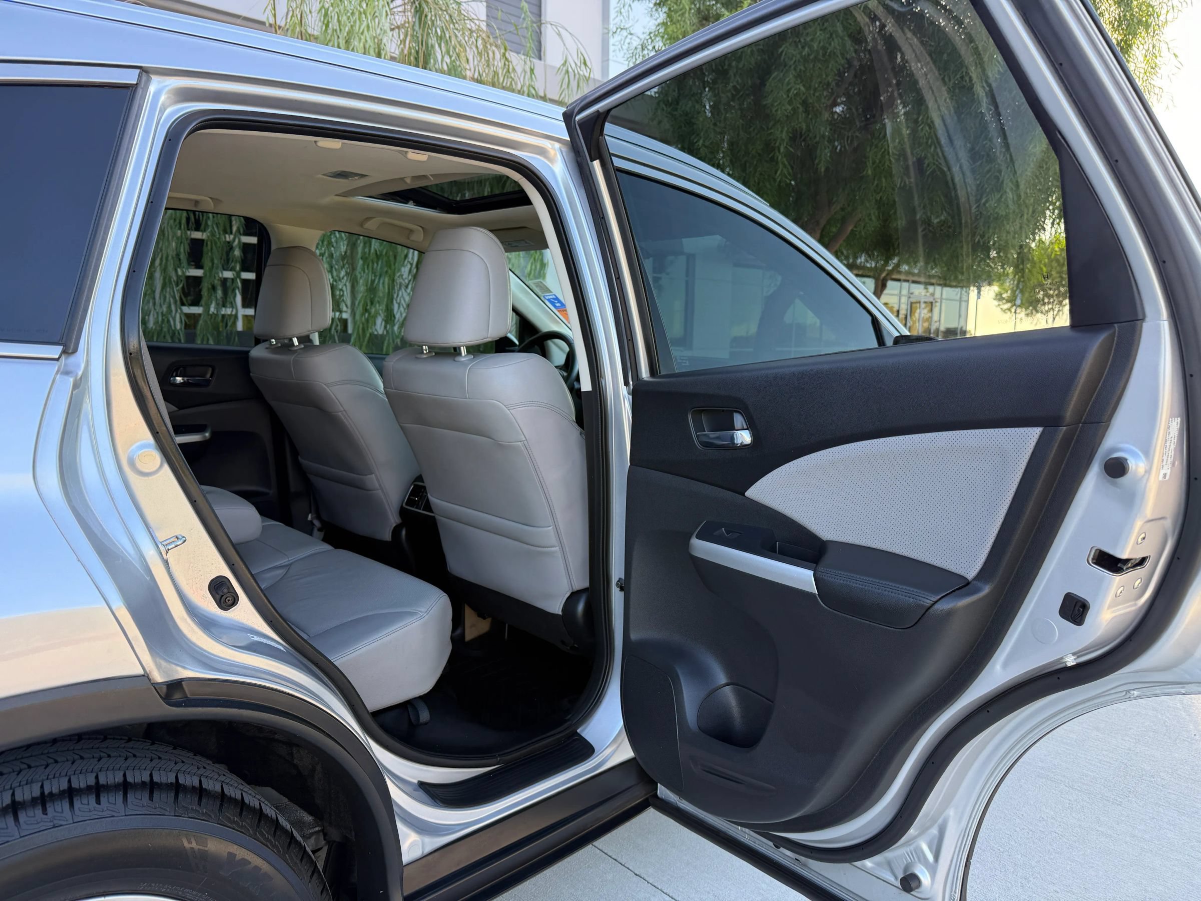 Used 2015 Honda CR-V EX-L image 26