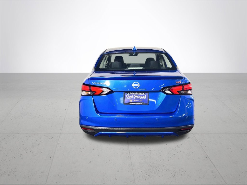 Used 2024 Nissan Versa SR FWD image 7