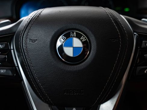 Used 2019 BMW 540i xDrive w/ Executive Package AWD/4WD image 31