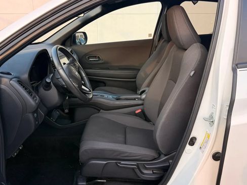 Used 2022 Honda HR-V Sport image 11