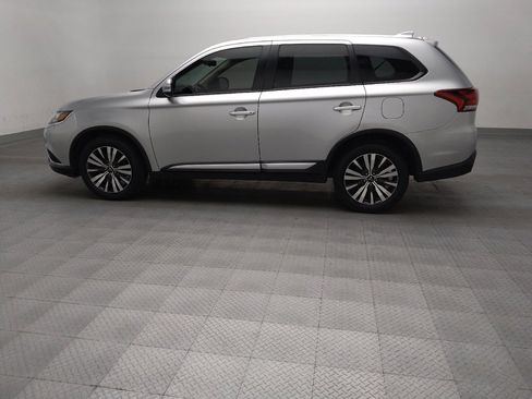 Used 2019 Mitsubishi Outlander SE FWD image 3
