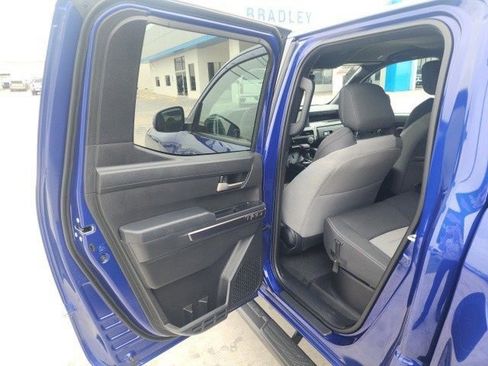 Used 2025 Toyota Tacoma TRD Off-Road image 59