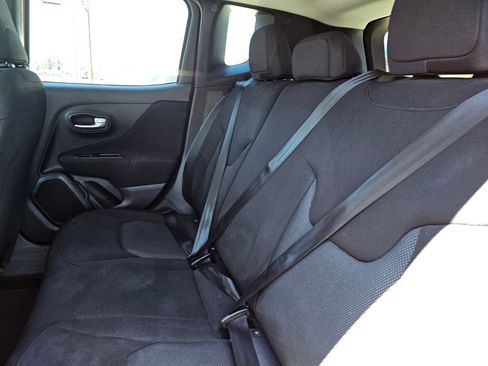 Used 2019 Jeep Renegade Sport w/ Sport Appearance Group AWD/4WD image 20