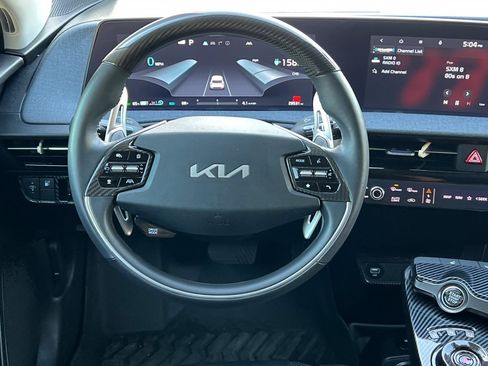 Used 2023 Kia EV6 Light image 16