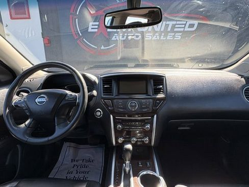 Used 2013 Nissan Pathfinder SL w/ SL Premium Pkg AWD/4WD image 20