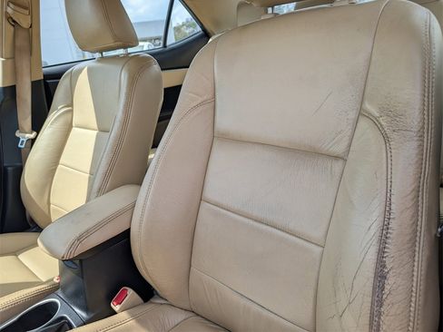 Used 2019 Toyota Corolla LE image 20