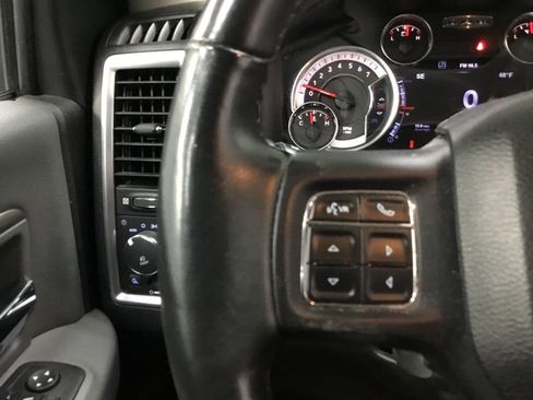 Used 2017 RAM 1500 Big Horn AWD/4WD image 36