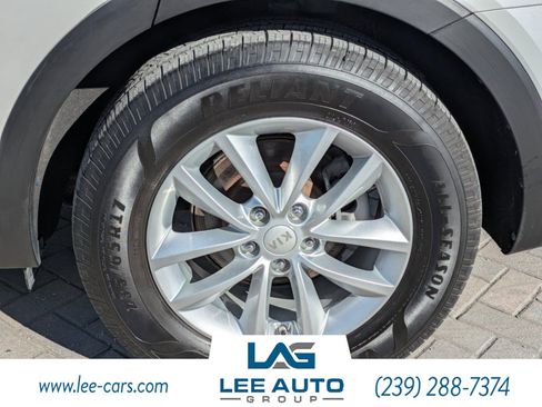 Used 2017 Kia Sorento FWD w/ LX Convenience Package image 10