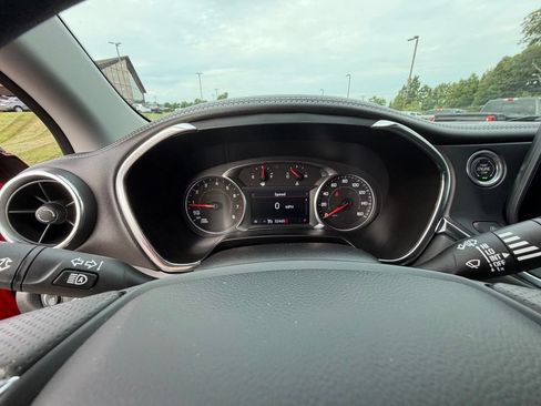 Used 2025 Chevrolet Blazer LT AWD/4WD image 29
