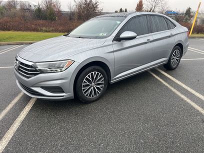 Used 2020 Volkswagen Jetta SE w/ SE Cold Weather Package