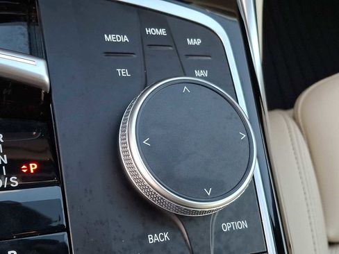 Used 2023 BMW 330i xDrive Sedan w/ Premium Package image 24