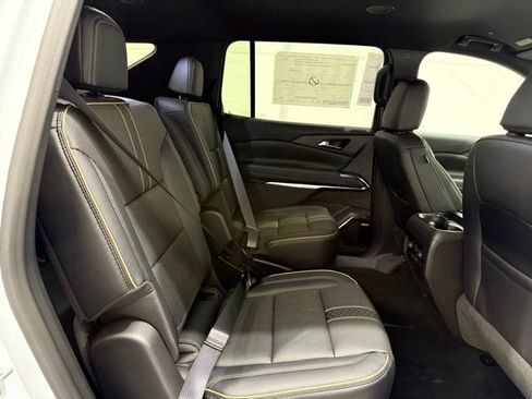 New 2026 Chevrolet Traverse High Country image 26