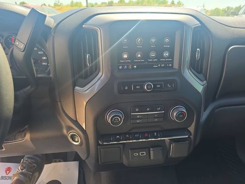 Used 2023 Chevrolet Silverado 1500 Custom AWD/4WD image 21