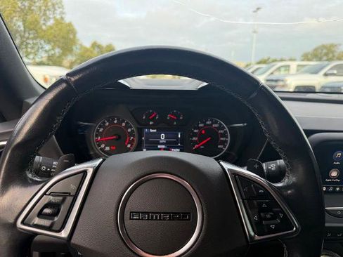 Used 2020 Chevrolet Camaro LT w/ RS Package RWD image 6