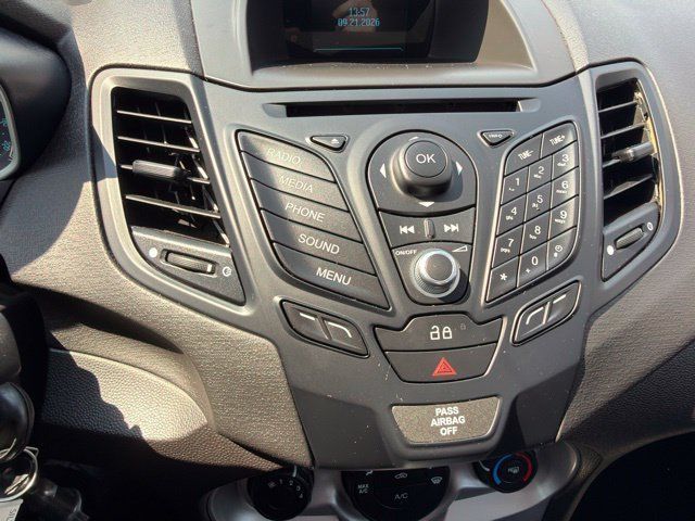 Used 2014 Ford Fiesta SE FWD image 15