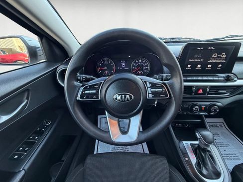 Used 2021 Kia Forte LXS FWD image 12