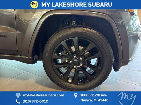 Used 2019 Jeep Grand Cherokee Altitude AWD/4WD image 34