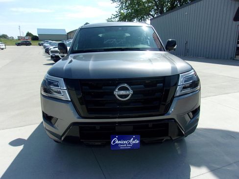 Used 2023 Nissan Armada SL w/ Midnight Edition Package image 9