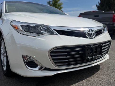 Used 2014 Toyota Avalon XLE Premium FWD image 22