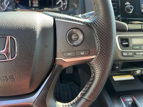 Used 2023 Honda Passport TrailSport image 23