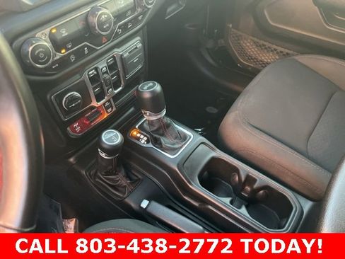 Used 2021 Jeep Wrangler Unlimited Rubicon image 28