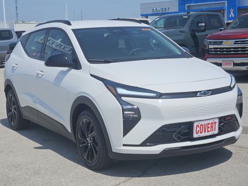 New 2027 Chevrolet Bolt RS FWD image 2