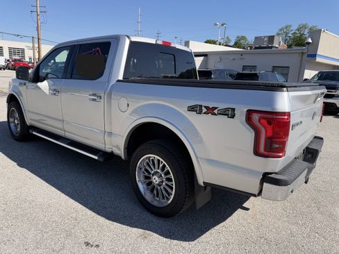 Used 2015 Ford F150 Lariat w/ Equipment Group 502A Luxury AWD/4WD image 5