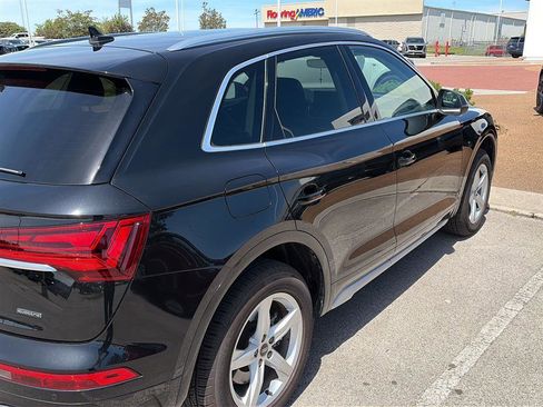 Used 2023 Audi Q5 2.0T Premium w/ Convenience Package AWD/4WD image 3