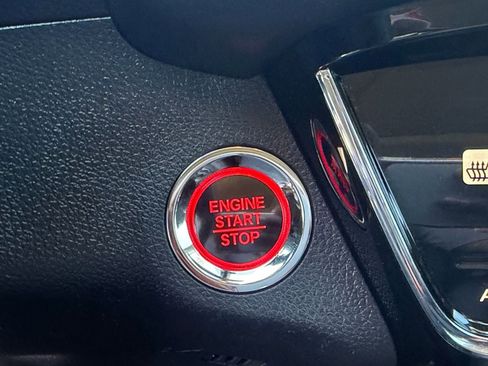 Certified 2022 Honda HR-V EX image 31