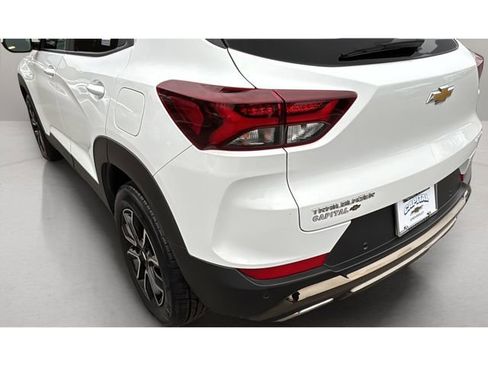 Used 2023 Chevrolet TrailBlazer ACTIV w/ Convenience Package image 36