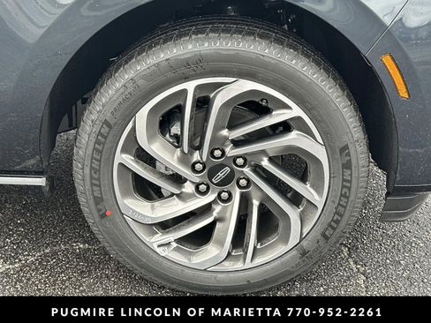New 2026 Lincoln Navigator Reserve AWD/4WD image 12