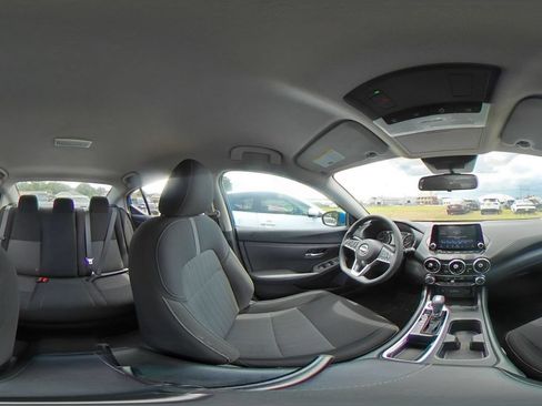 Used 2025 Nissan Sentra SV FWD image 36