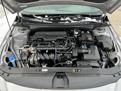 Used 2024 Hyundai Elantra SEL image 8