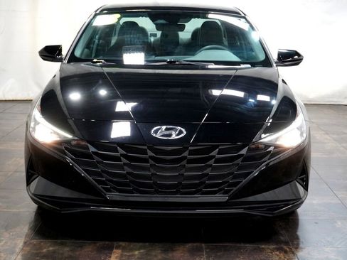 Used 2023 Hyundai Elantra SEL FWD image 10