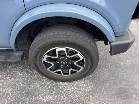 Used 2024 Ford Bronco Outer Banks AWD/4WD image 8