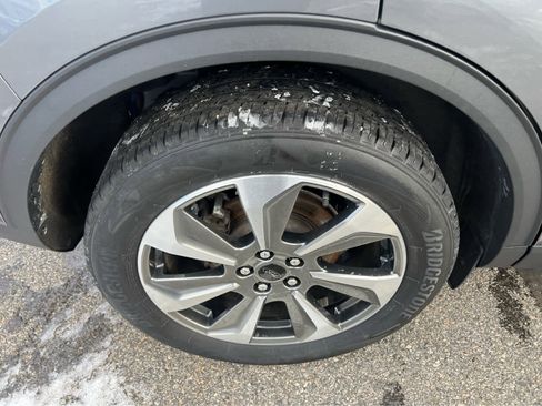 Used 2024 Ford Escape Platinum image 14