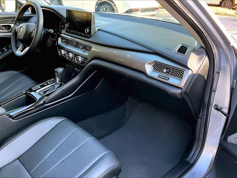 Certified 2024 Acura Integra image 19