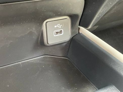 Used 2024 Honda HR-V LX image 13
