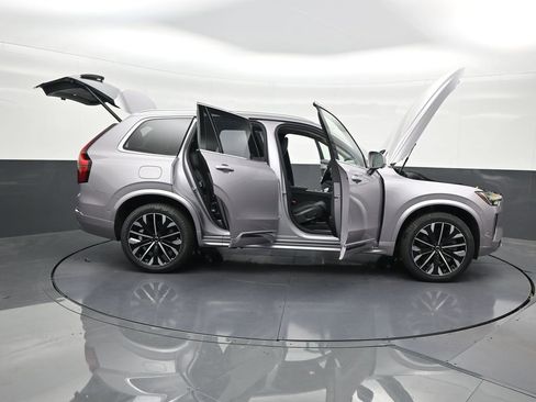 New 2026 Volvo XC90 T8 Ultra AWD/4WD image 31