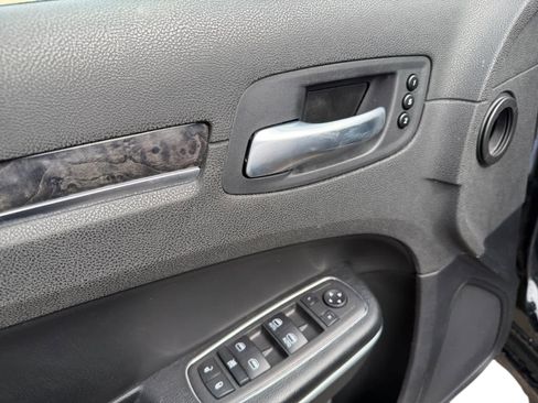 Used 2023 Chrysler 300 Touring L w/ Popular Equipment Group image 11