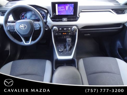 Used 2024 Toyota RAV4 XLE w/ Convenience Package AWD/4WD image 16