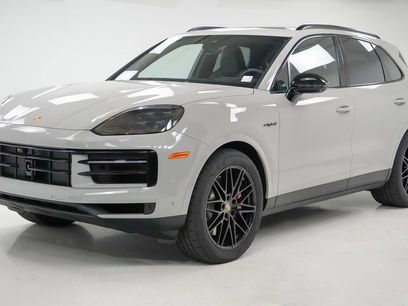 New 2026 Porsche Cayenne S
