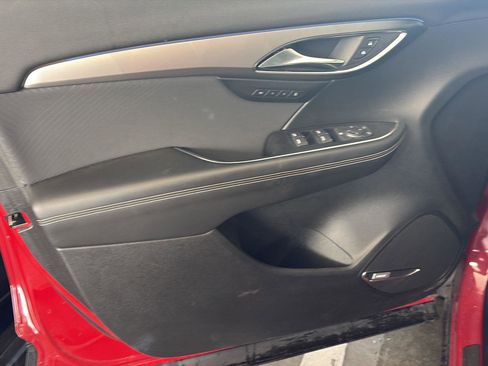 Used 2025 Buick Envision Sport Touring image 7