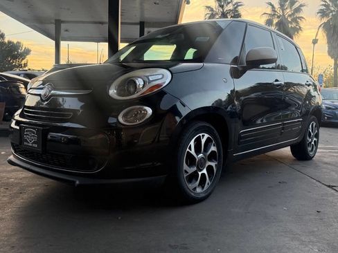 Used 2014 FIAT 500L Easy w/ Popular Equipment Group image 23