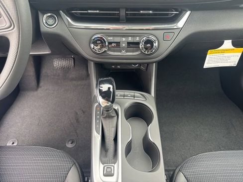 New 2026 Buick Envista Preferred image 12