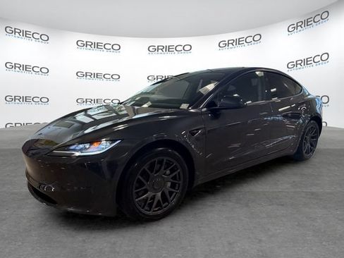 Used 2025 Tesla Model 3 Long Range RWD image 3